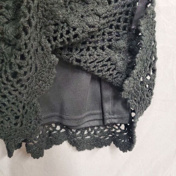 AGB Black Crochet Sleeveless Tank Top/Blouse Women’s Size L - Picture 3 of 6